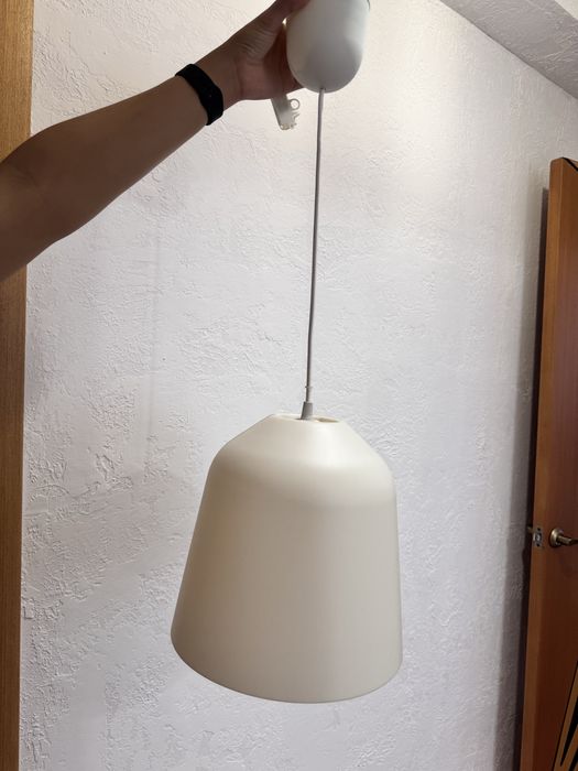 Продам люстру б/у