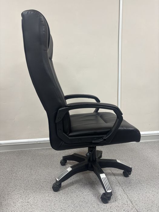 Кресло офисный мебель