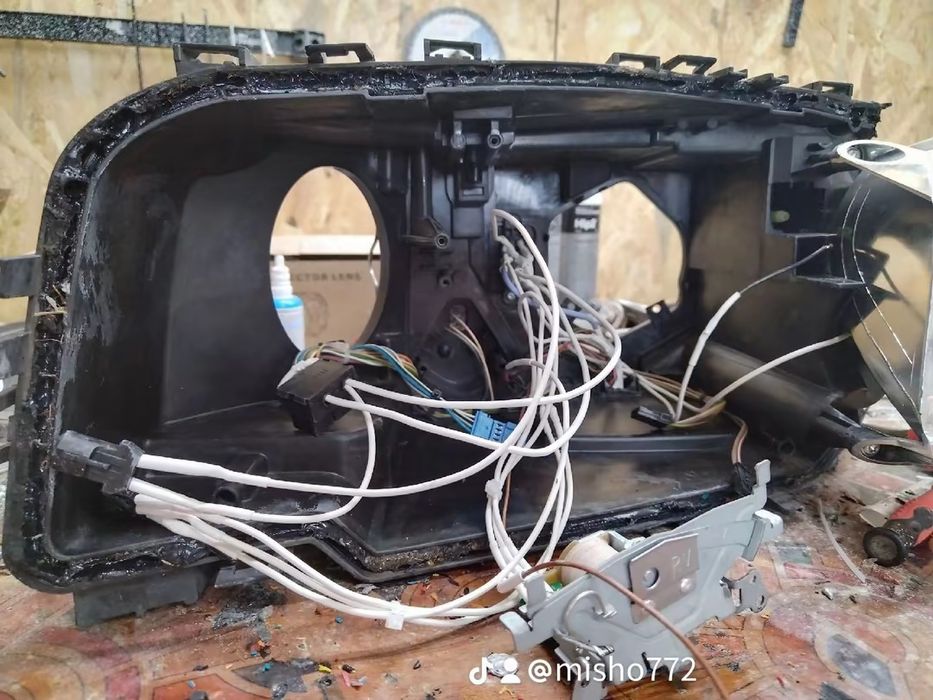 Ремонт и рециклиране на фарове