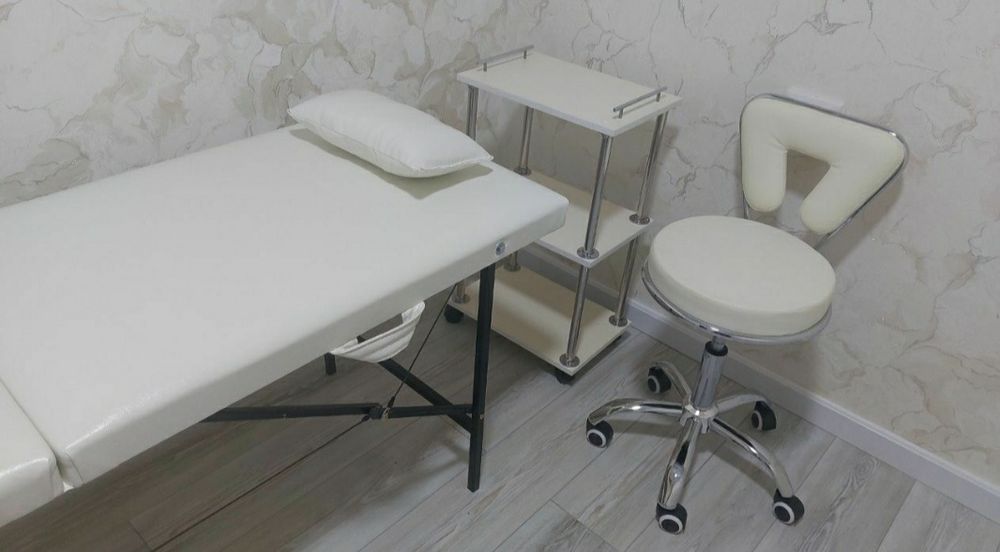 Kushetka etajirka stul