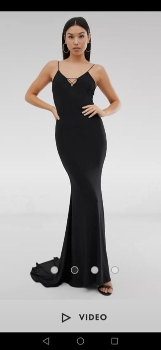 Rochie cu trena lunga neagra de ocazie