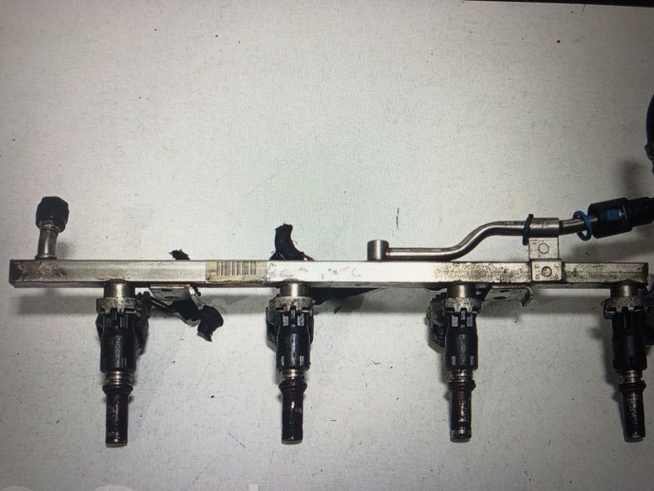 Rampa injectoare astra h 1,6 xer