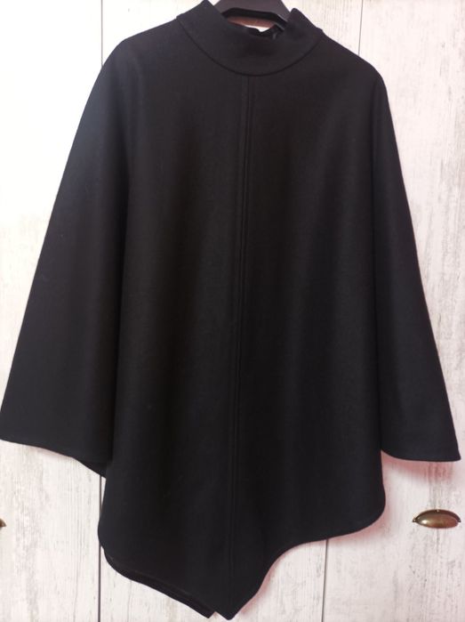 Зимно връхно пончо