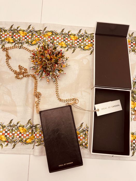 чанти Christallen B, Boss, Kate Spade, ByFar НАМАЛЕНИЕ