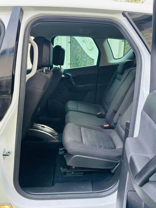 Vând Opel Meriva 2012