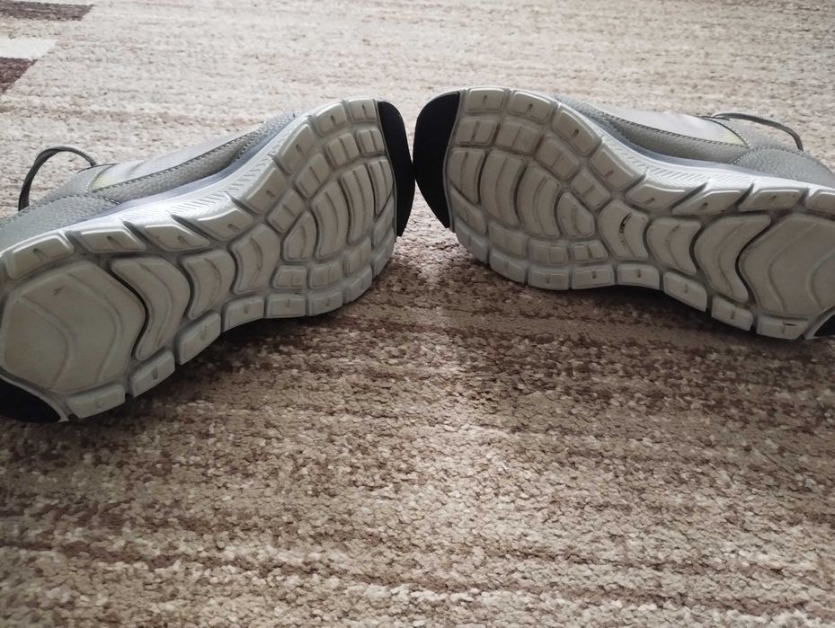 Adidași Skechers barbati