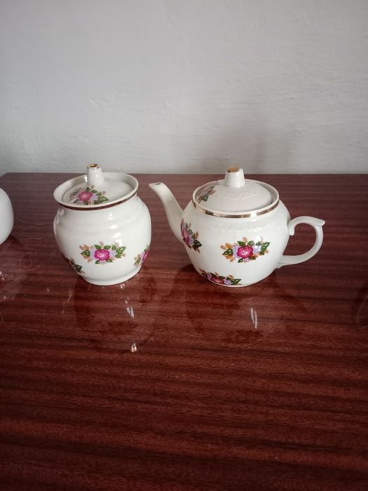 Чайник сахарница