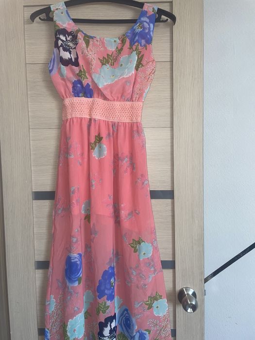 Платья в хорошем состоянии