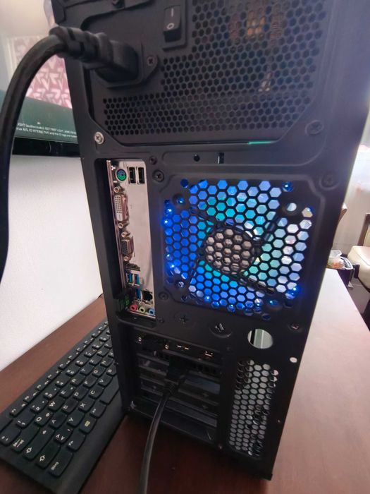 PC Gaming - Ryzen 5 3600 | RTX 2060 6GB | Impecabil