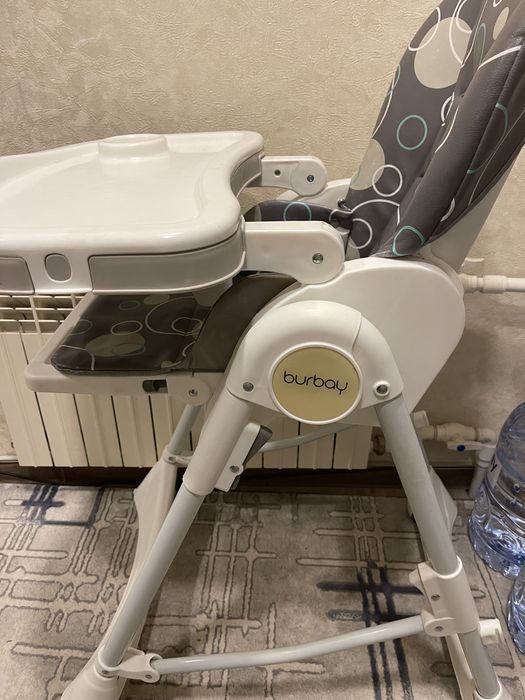 Детский кормящий стулчик