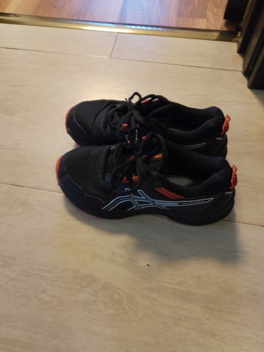 Маратонки Asics 36 номер унисекс