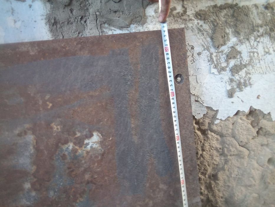 Метал 10мм.два куска