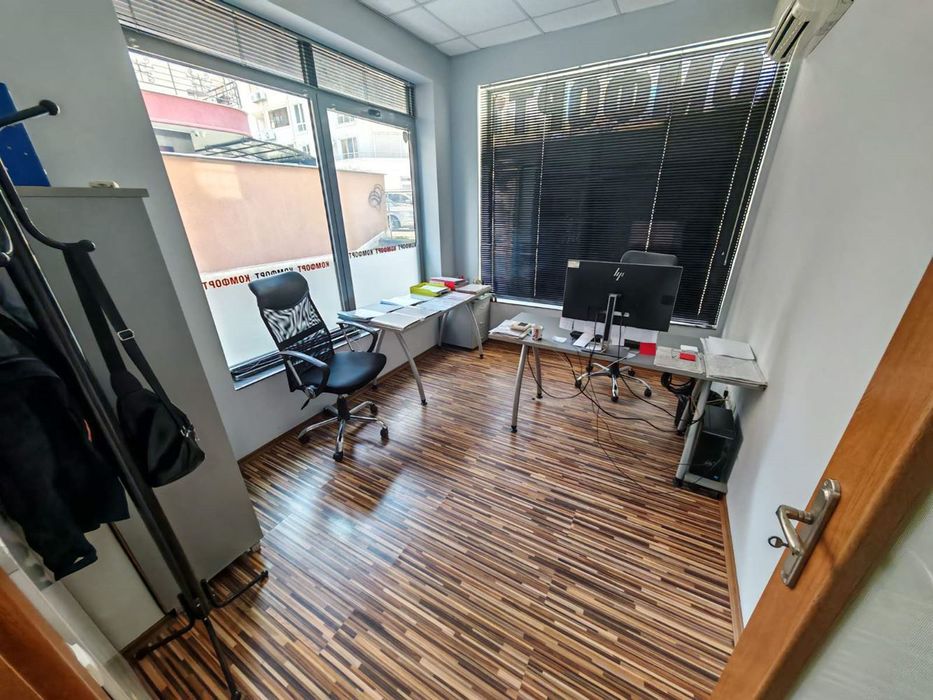 Офис под наем в жк.Лазур - 100кв.м , 5 помещения