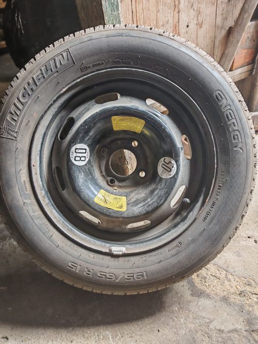 Anvelope vara 225 55 17 Michelin 195 65 15