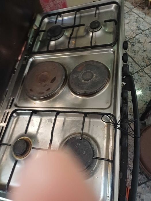 Комбинирана готварскка печка на ток и газ CANDY