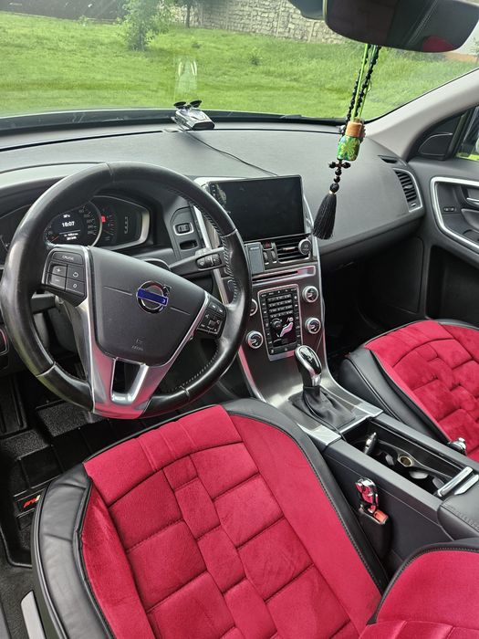 VOLVO XC60 2016 — imagine 5