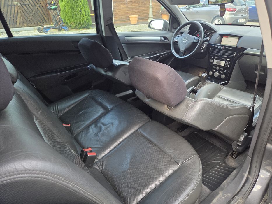 OPEL Astra 2010 — imagine 5