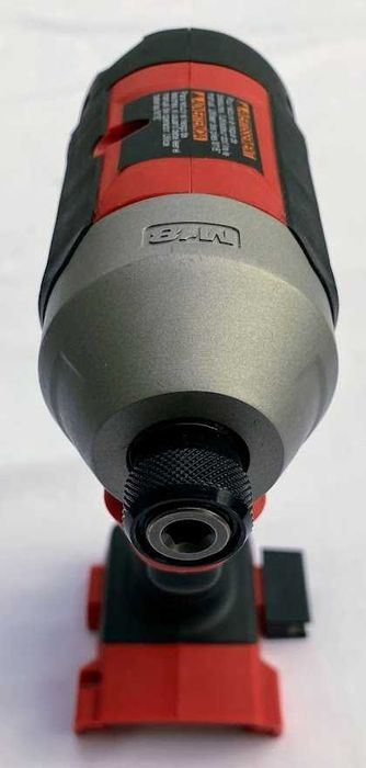 САЩ, Безчетков Импакт Milwaukee, с Нарушена Опаковка Само Тяло !!!