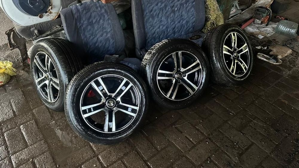 Продам литые диски R15 4шт