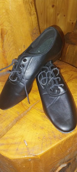 pantofi dans sportiv latin