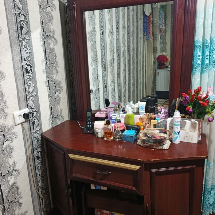 Ойна сотилади 600000