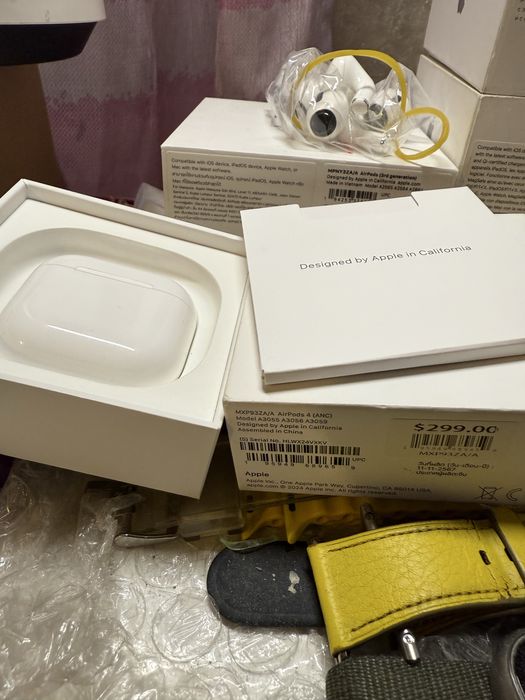 Airpods 4 (ANC) Эйрподс кейс футляр чехол зарядчик