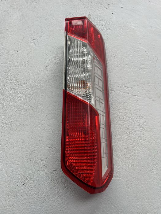 Tripla Stop stanga ford transit 2014-2023