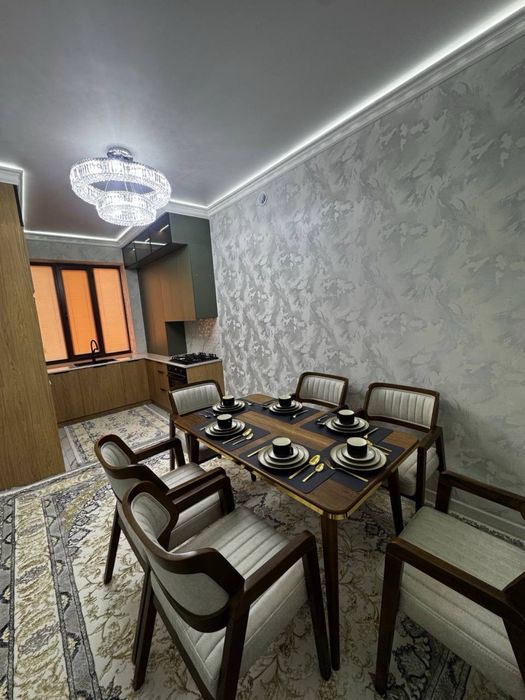 Продается 4 ком. Квартира на 2 этаже площадью 96 кв.м. В Согдиане