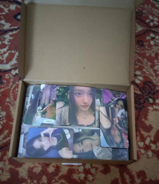 Продам карточки k-pop и биндер