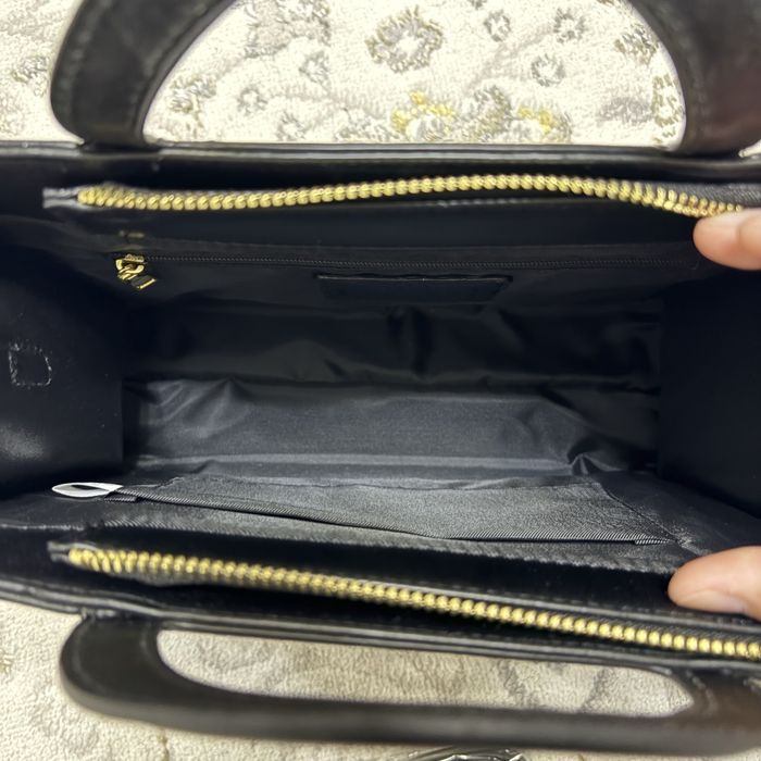 продам женскую сумку coach
