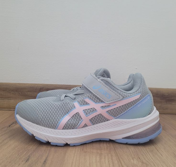 Детски маратонки Asics-32 номер