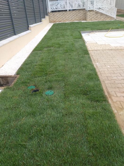 Gazon rulou și sistem de irigatii