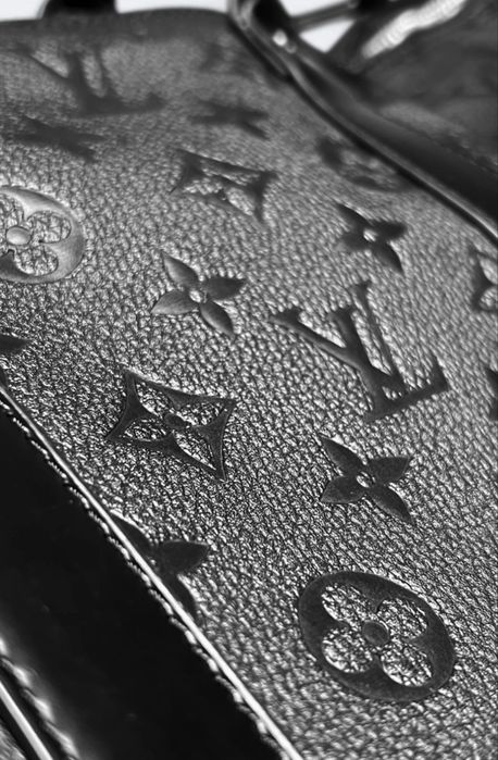 Louis vuitton - LV Pattern Embossed duffle bag-black