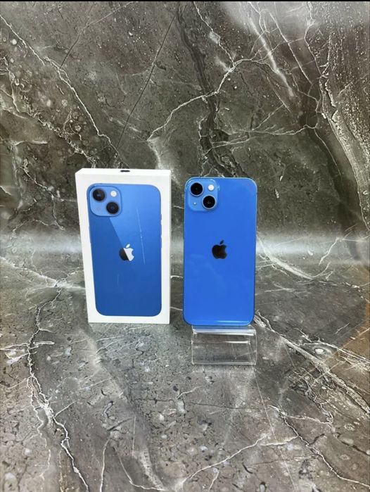 Продам айфон 13 128