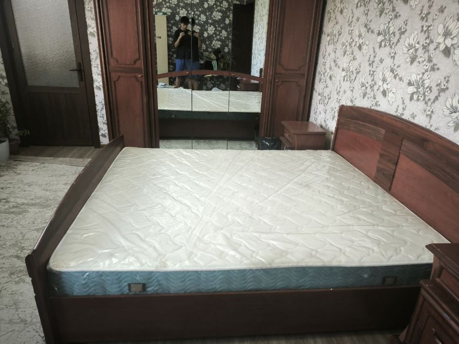 Спалний гарнитур