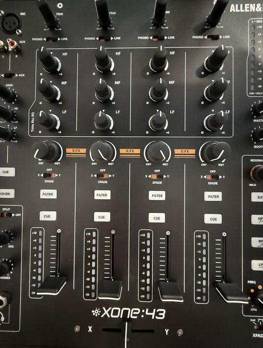 Allen & Heath Xone 43