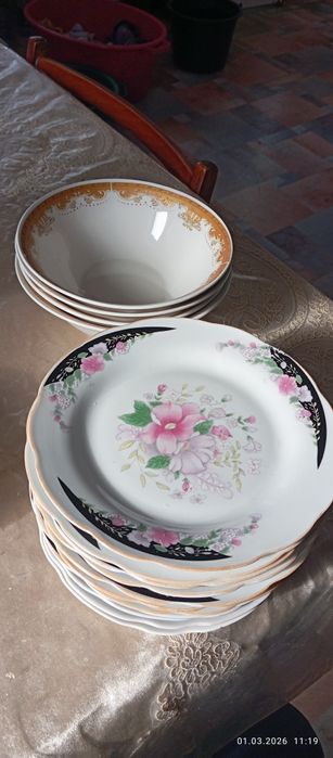 Продам посуду. .