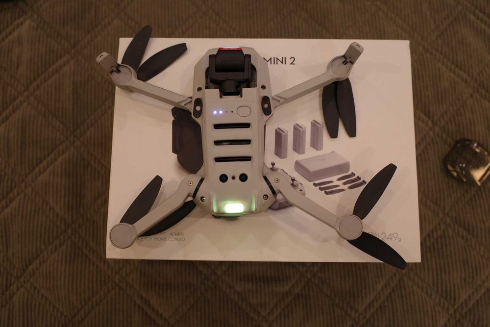 DJI Mini 2 Fly More Combo пълен комплект