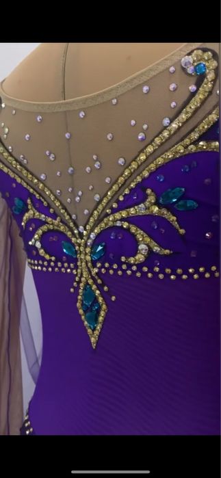 Продам платье для фигурного катания