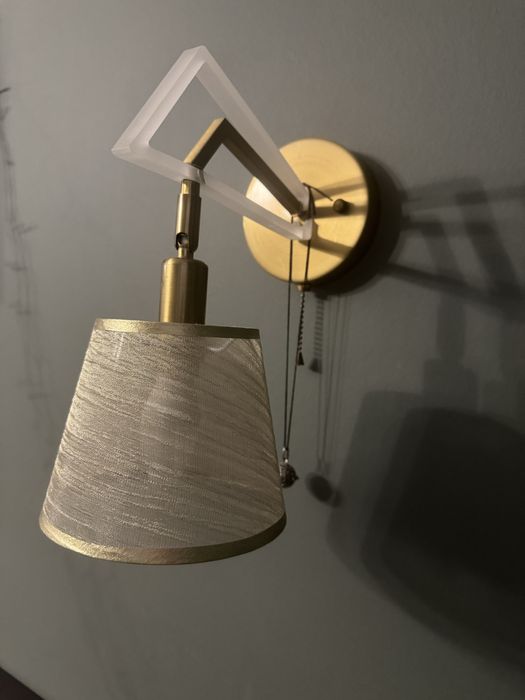 Продаю люстру и бра