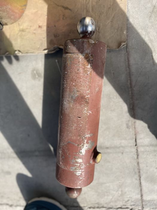 продавам цилиндър за самосвал