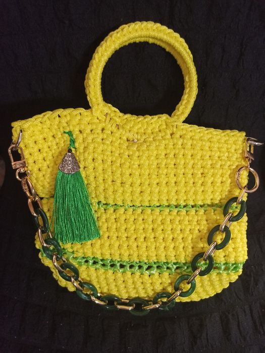 Ръчно плетени дамски чанти
