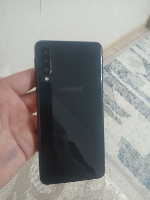 Продам Самсунг А7
