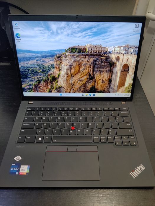 Hope Amanet P8 Laptop Lenovo T14S Gen 3 i5-1245u 16 GB RAM 256 SSD