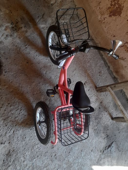 Velosipedlari, Naxt 3ta, hammasi sotiladi