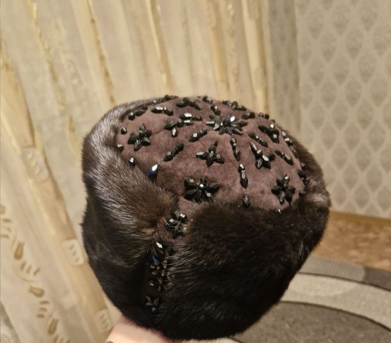 Срочно продам норкувую шапку