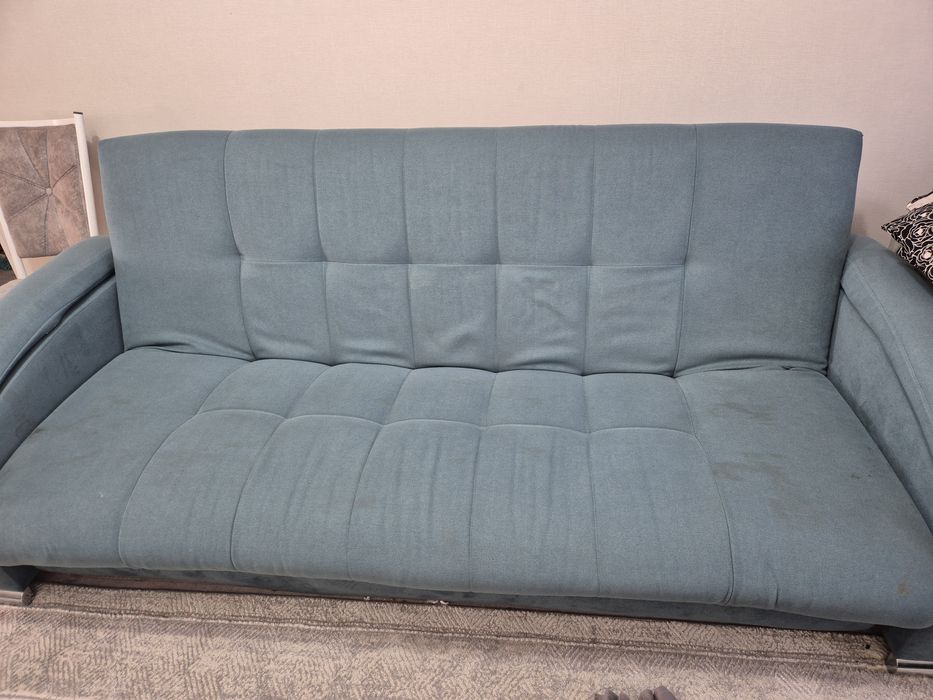 Продам диван в хорошем состоянии