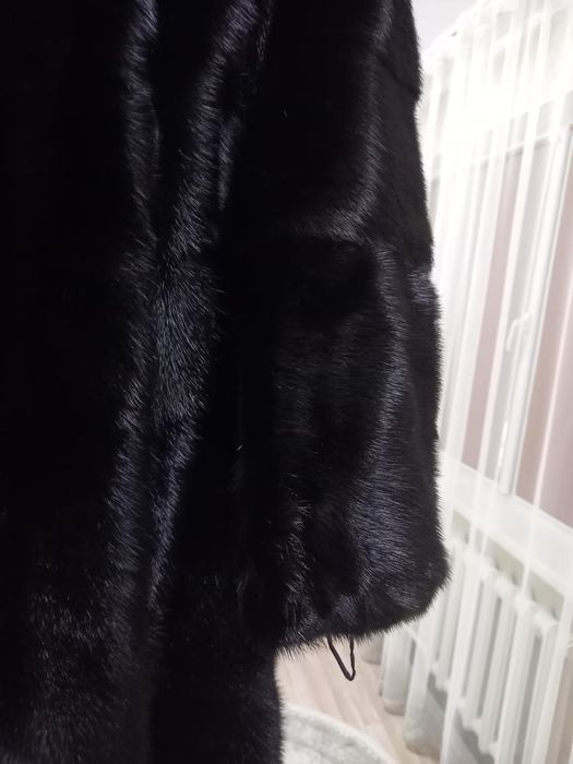 Норкавая шуба в отличном состоянии