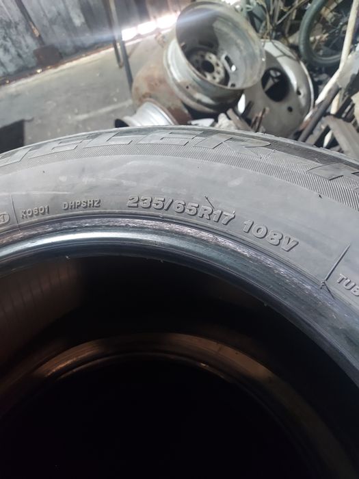 Продам резину на 15 и на 17