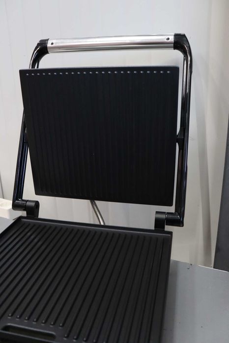 Скара Tefal Inicio - GC241D38, 2000W, незалепващо, оребрена, сребриста